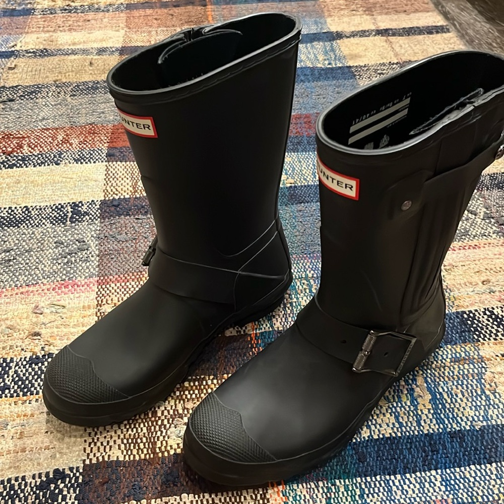 Rain boots
